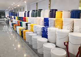 亚洲色图操逼视频吉安容器一楼涂料桶、机油桶展区